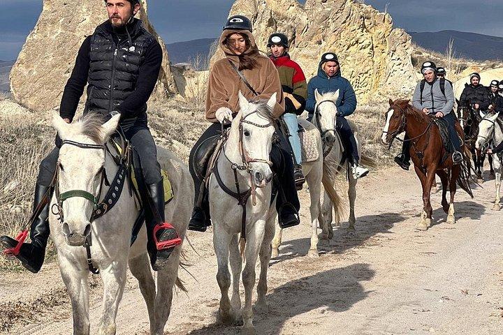 Aventure en Cappadoce Équitation Coucher de soleil, journée