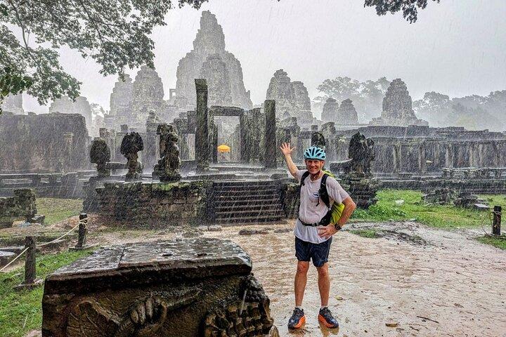 Tour della regione Angkor e della foresta pluviale