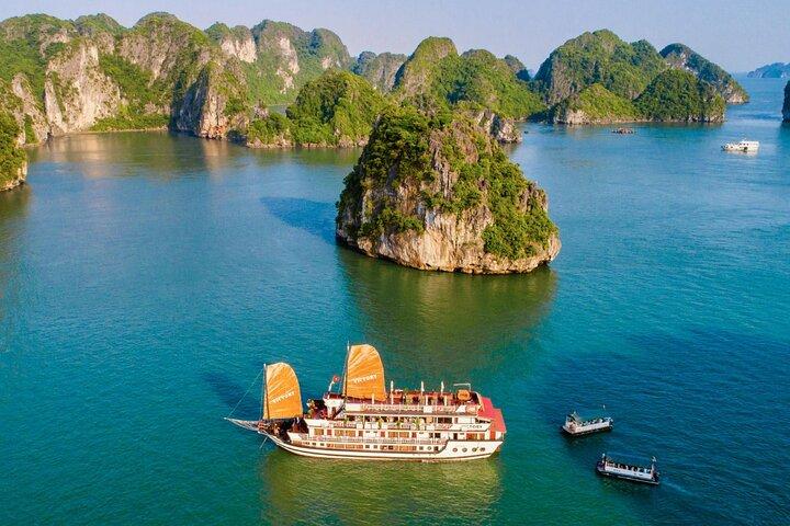3 Tage, 2 Nächte: Halong-Bucht-Reise auf einer Victory-Kreuzfahrt mit Mittagessen