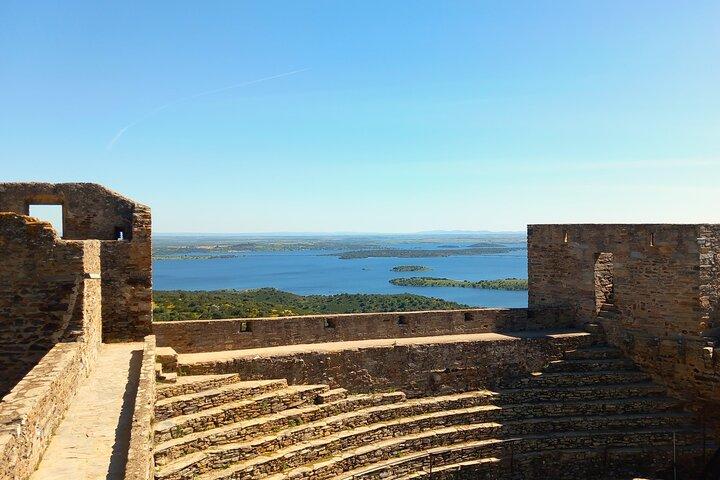 Privat dagstur til Evora, Monsaraz og Cork Factory
