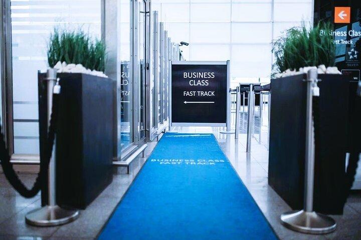 ファストトラック VIP サービス ノイバイ空港 (ハノイ - ベトナム)