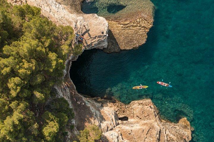 Pula Kayaking Cave, eilanden en kliffen Tour met drankjes