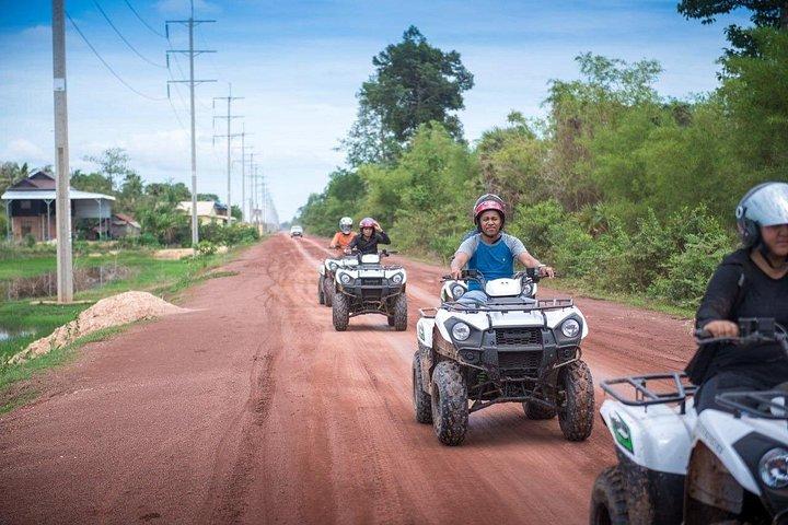 シェムリアップでの2時間の楽しいクワッドバイクツアー