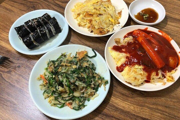 BTS Landmarks Private Car Tour in Busan with a Licensed Guide