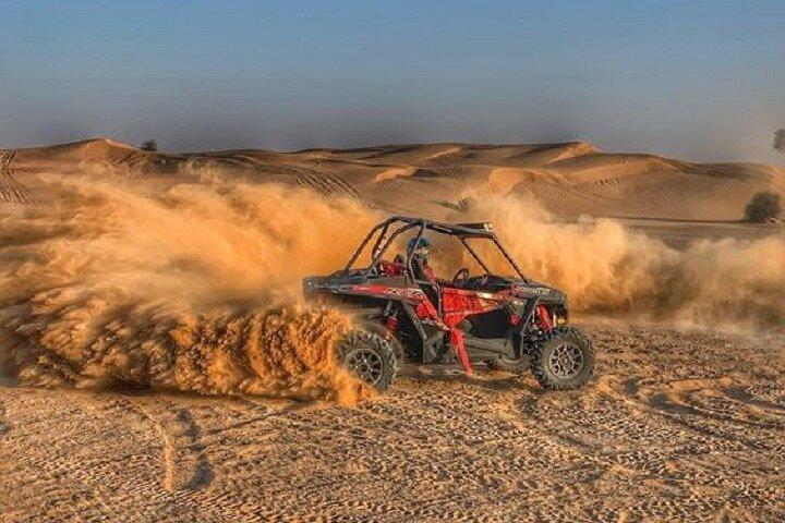 Avventura definitiva nel deserto di Marrakech: giri in cammello ed emozioni in buggy