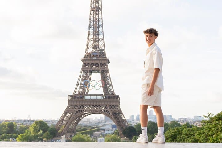 Your best pictures in Paris 1h Private photoshoot