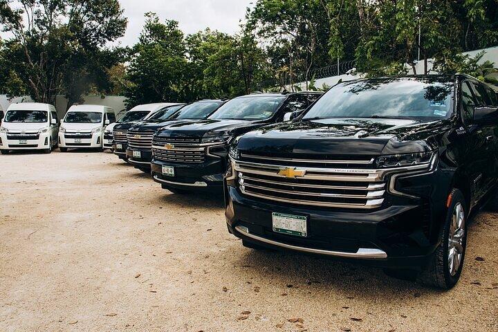 Privater Hin- und Rücktransfer vom Flughafen Cancun zur Hotelzone von Cancun