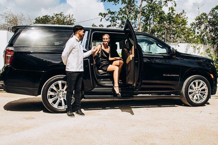 Privater Hin- und Rücktransfer vom Flughafen Cancun zur Hotelzone von Cancun
