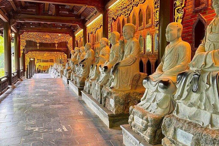 ハノイ：白丁寺、トランアン、ムアケーブスプレミアム日帰り旅行