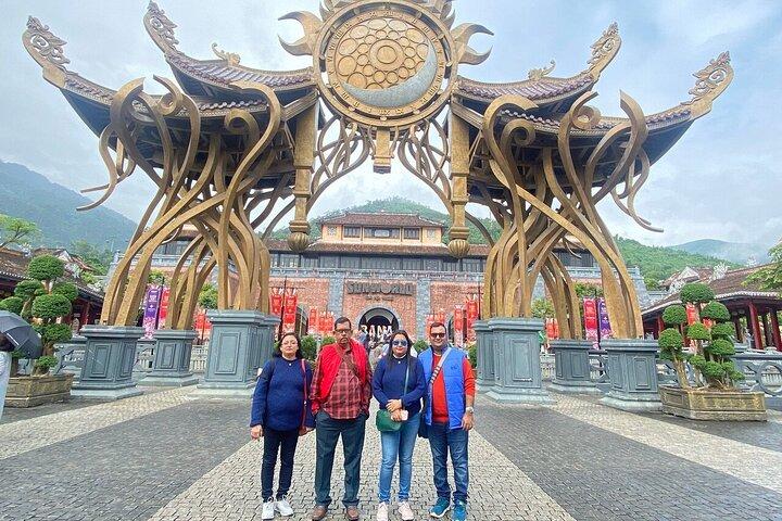Hoi An & DA Nang : Ba Na Hills/Golden Bridge & Fantasy Park Tour