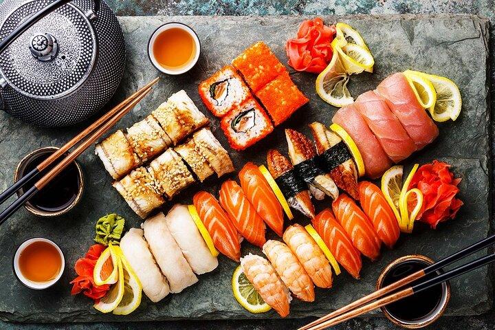 Tour a piedi privato con audioguida a Tokyo