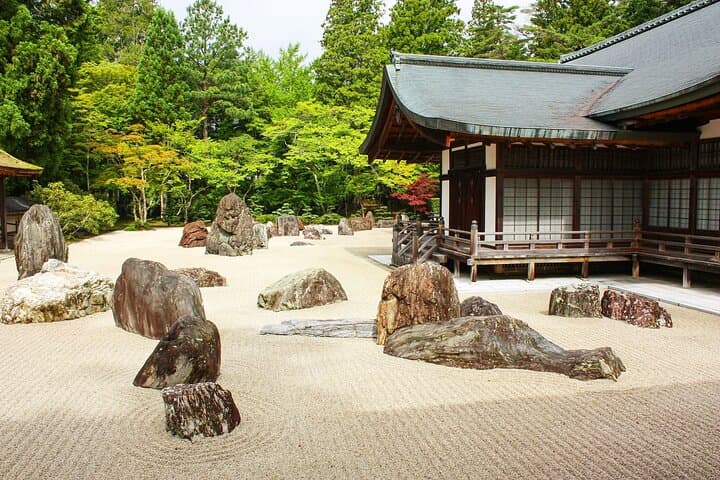 Koyasan Private Day Trip from Osaka or Kyoto with English Driver