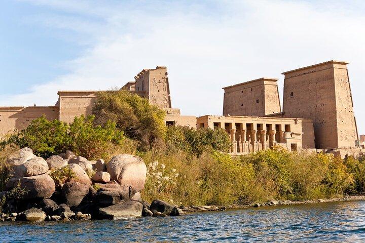 Crociera di lusso sul Nilo da Assuan a Luxor incluso pick-up e trasferimento