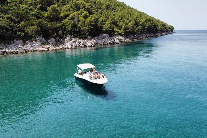Luxury Private Speedboat Tour Islands & Blue Cave