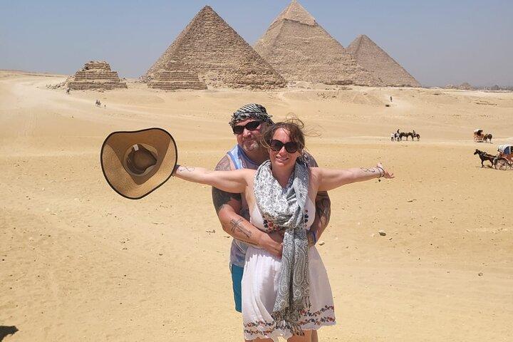 Excursión privada de un día a El Cairo desde Hurghada con pirámides de Guiza
