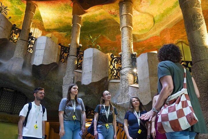 Tour guidato di La Pedrera con accesso rapido