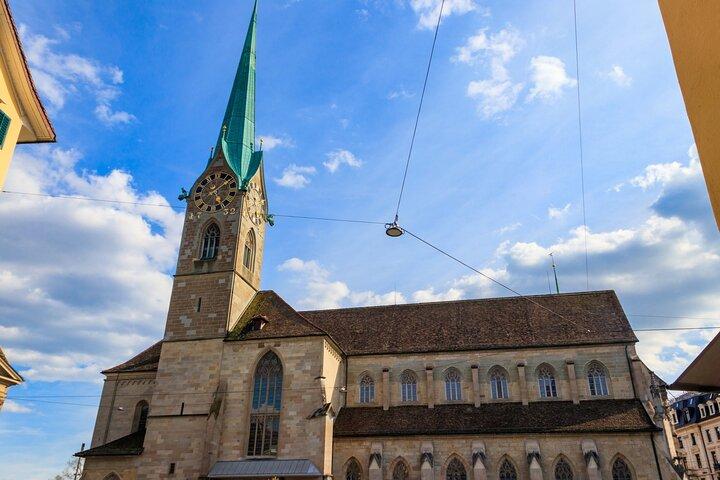 Zürich: Grossmünster und Altstadtrundgang mit Tickets