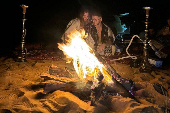ドバイの夜の砂漠サファリツアー