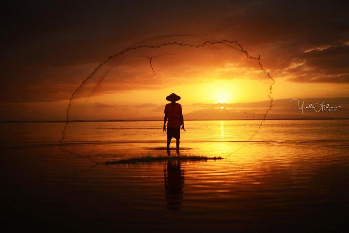 Nascer do sol com passeio de pescador em Bali