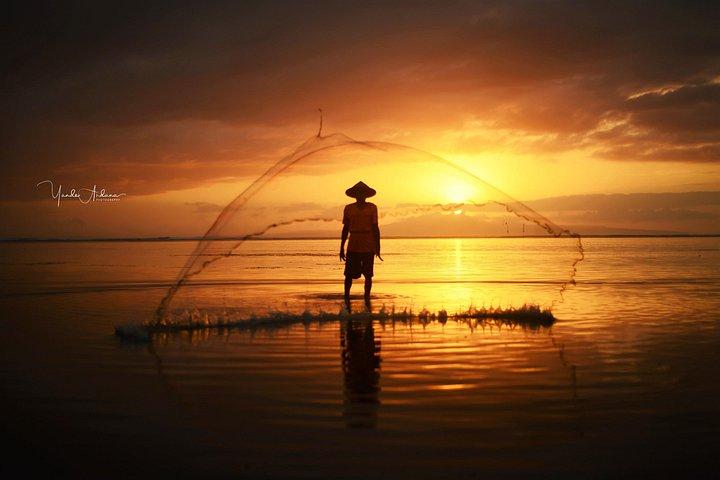 Nascer do sol com passeio de pescador em Bali