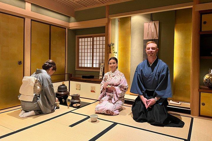 Tokyo City Tour & Tea Ceremony Experience, Licensed Guide