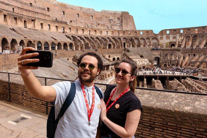 Roma: Fórum Romano Coliseu e Excursão ao Monte Palatino I Max 10 Pessoas