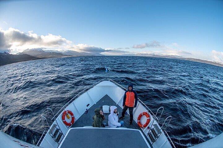 Ushuaia: Yachtsegeln im Beagle-Kanal und Besuch des Leuchtturms