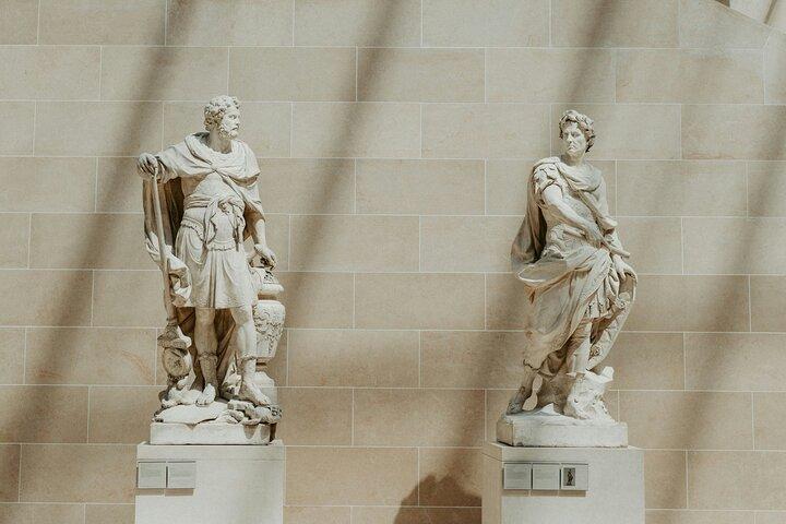 Louvre Treasures Private Experience – Langues disponibles