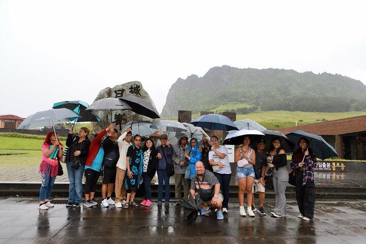 Jeju bus tur med professionel engelsk guide for cruise kunde