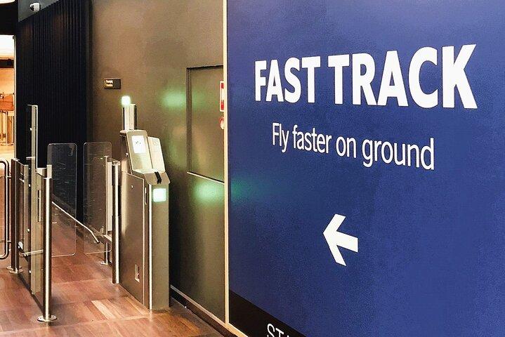 ファストトラック VIP サービス ノイバイ空港 (ハノイ - ベトナム)