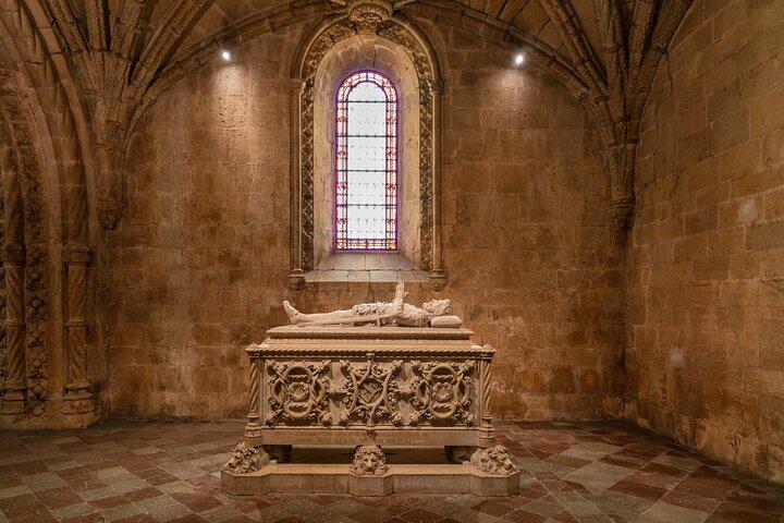 Skip-the-line Jerónimos Monastery Lisbon Tour with Tickets