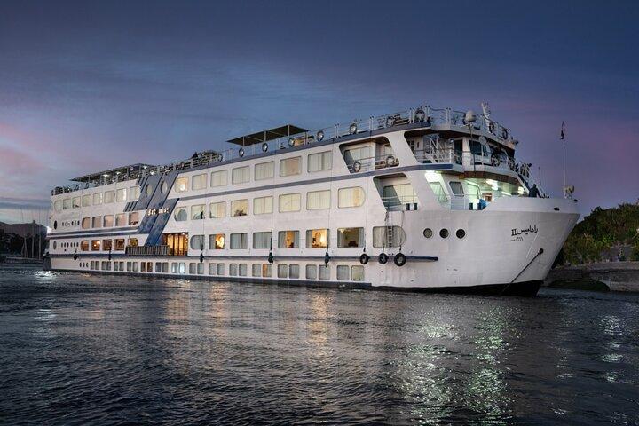4-daagse Nijlcruise; Aswan naar Luxor met Abu Simbel & Hot Balloon