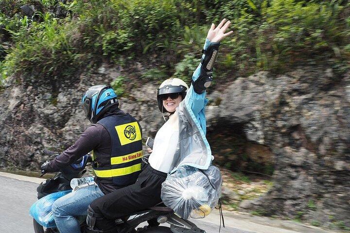 Epische Ha Giang Rundreise 4 Tage 3 Nächte auf dem Motorrad