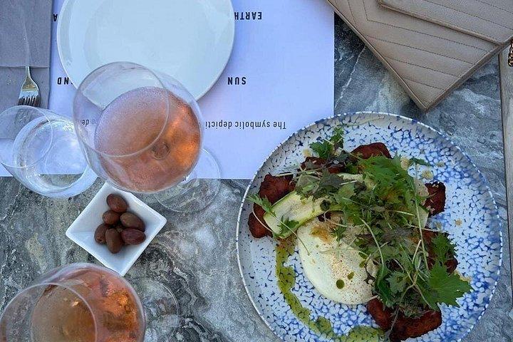 サントリーニワインの豊富さ：4ワイナリー＆ギリシャランチ
