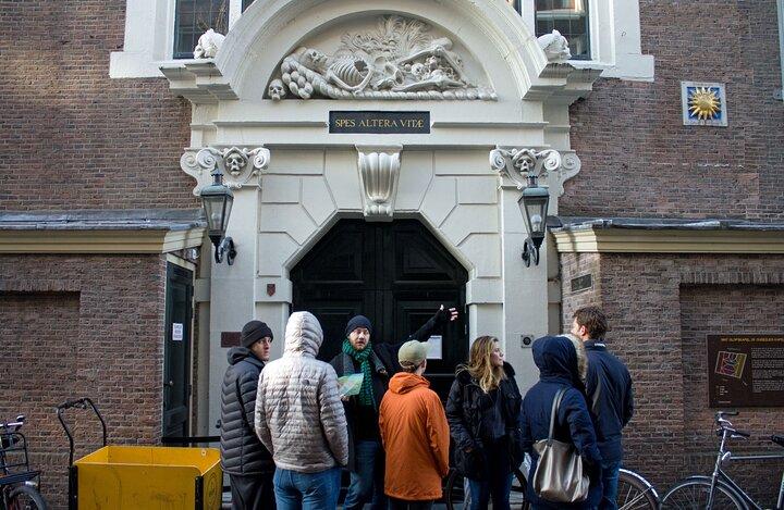 Amsterdam 2-Hour Dark History & Myths – Dare to Join!