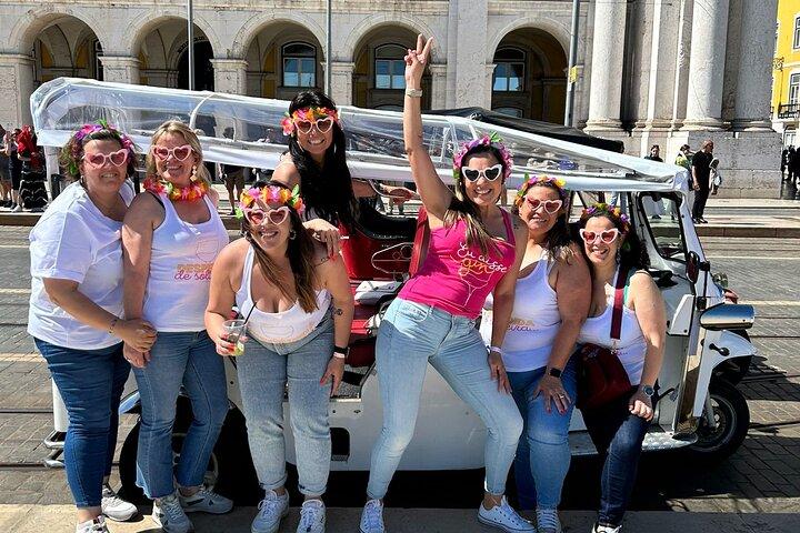 2h Private Tuk Tuk Lisbon: Hidden Wonders & Stunning Views