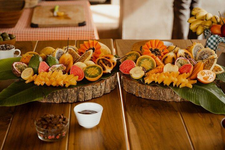 Privé proeverij van tropisch fruit