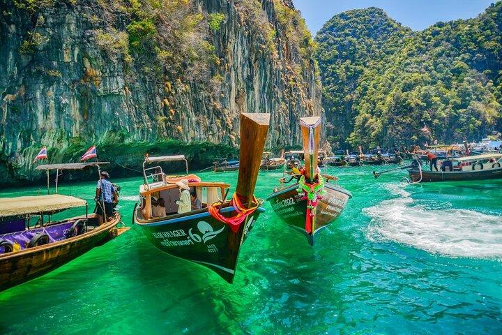 Phi Phi-eilanden en Krabi 4 Islands Sunset Tour per speedboot