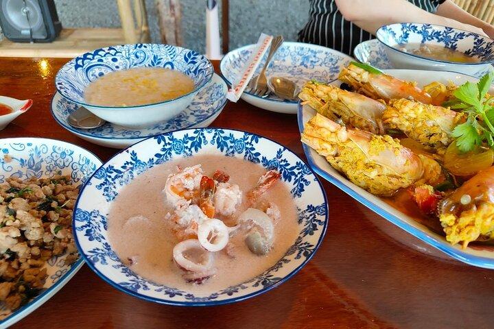 Thai Cuisine Masterclass Daily Rotating Menu från Koh Samui