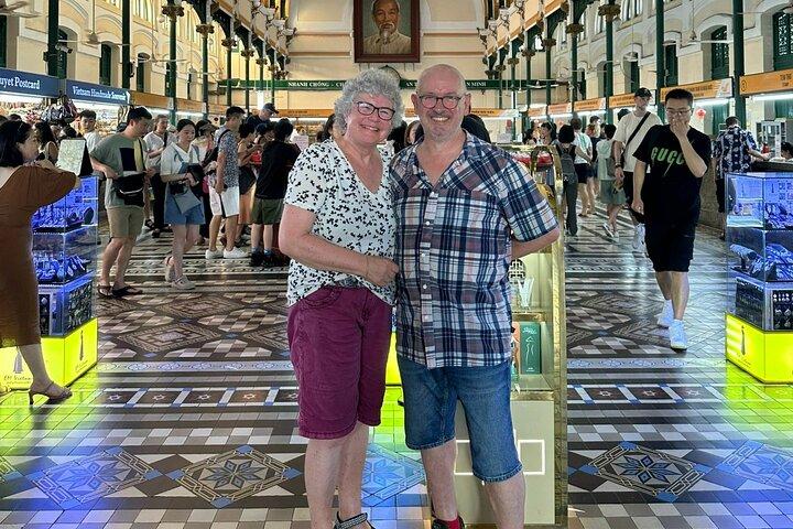 Excursão de dia inteiro pela cidade de Ho Chi Minh com excursão em terra
