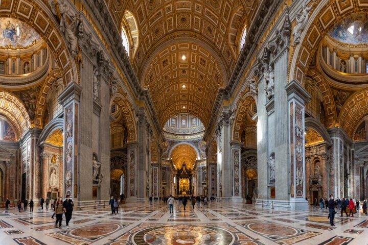 Roma: Entrada para a Basílica de São Pedro e Cúpula com Guia Áudio