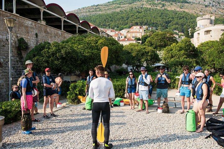 Dubrovnik: Sunset Kayak & Schnorcheltour mit Wein & Wasser
