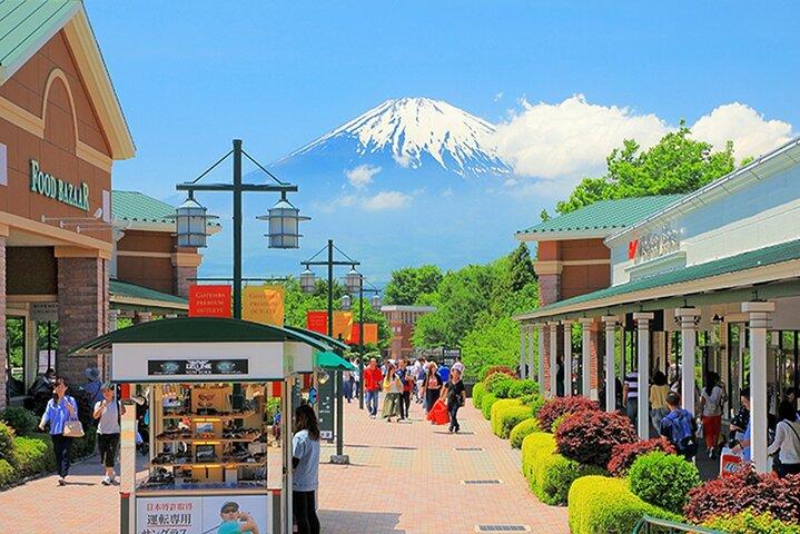 東京発富士山5日、忍野八海、温泉日帰り旅行