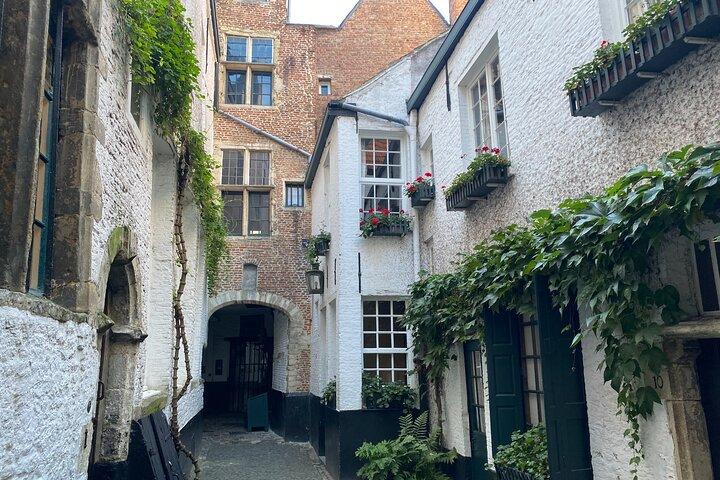 Undslippe byen Antwerpen Byvandring med gåder