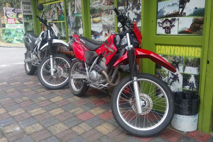 Location de jeep ou de moto pendant 1 heure Visitez les meilleurs endroits Baños