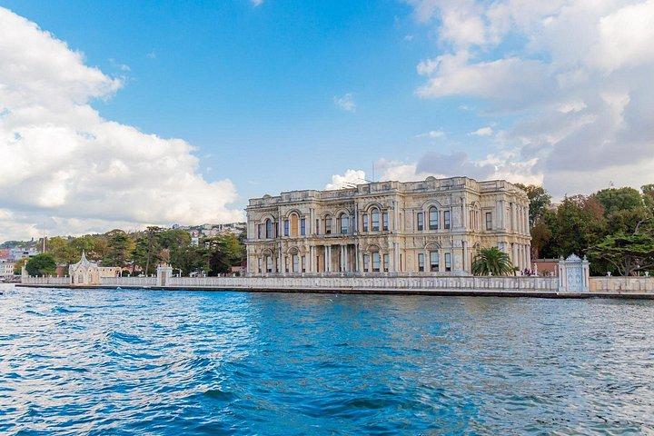 Istanbul Bosphorus Sightseeing Cruise and Mobile Audio Guide
