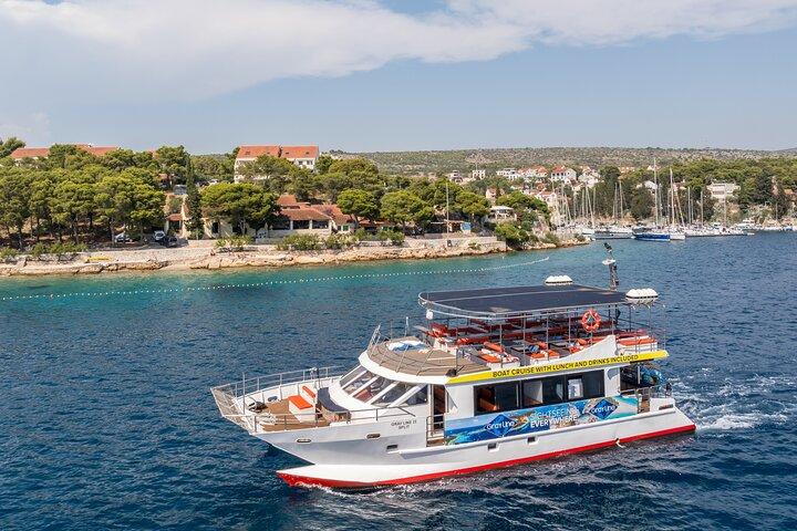 Split/Trogir: Cruzeiro de Hvar, Brač e Pakleni com almoço e bebidas
