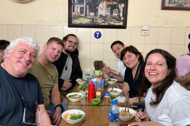 Privat Hanoi Street Food Tour med lokale delikatesser