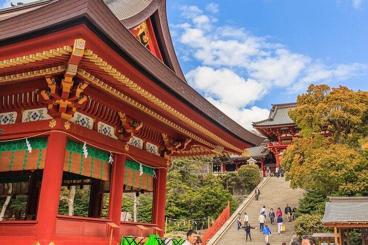 東京発 鎌倉、八幡宮、江ノ島1日ツアー