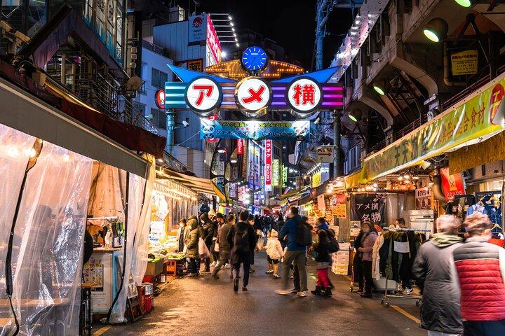 Tokyo : Nattlig Street Food Tour – Ueno Ameyoko Market